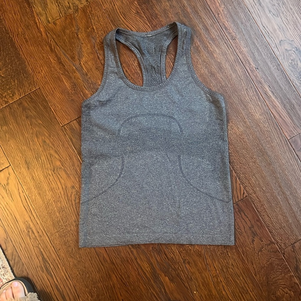 Lululemon swiftly tech tank